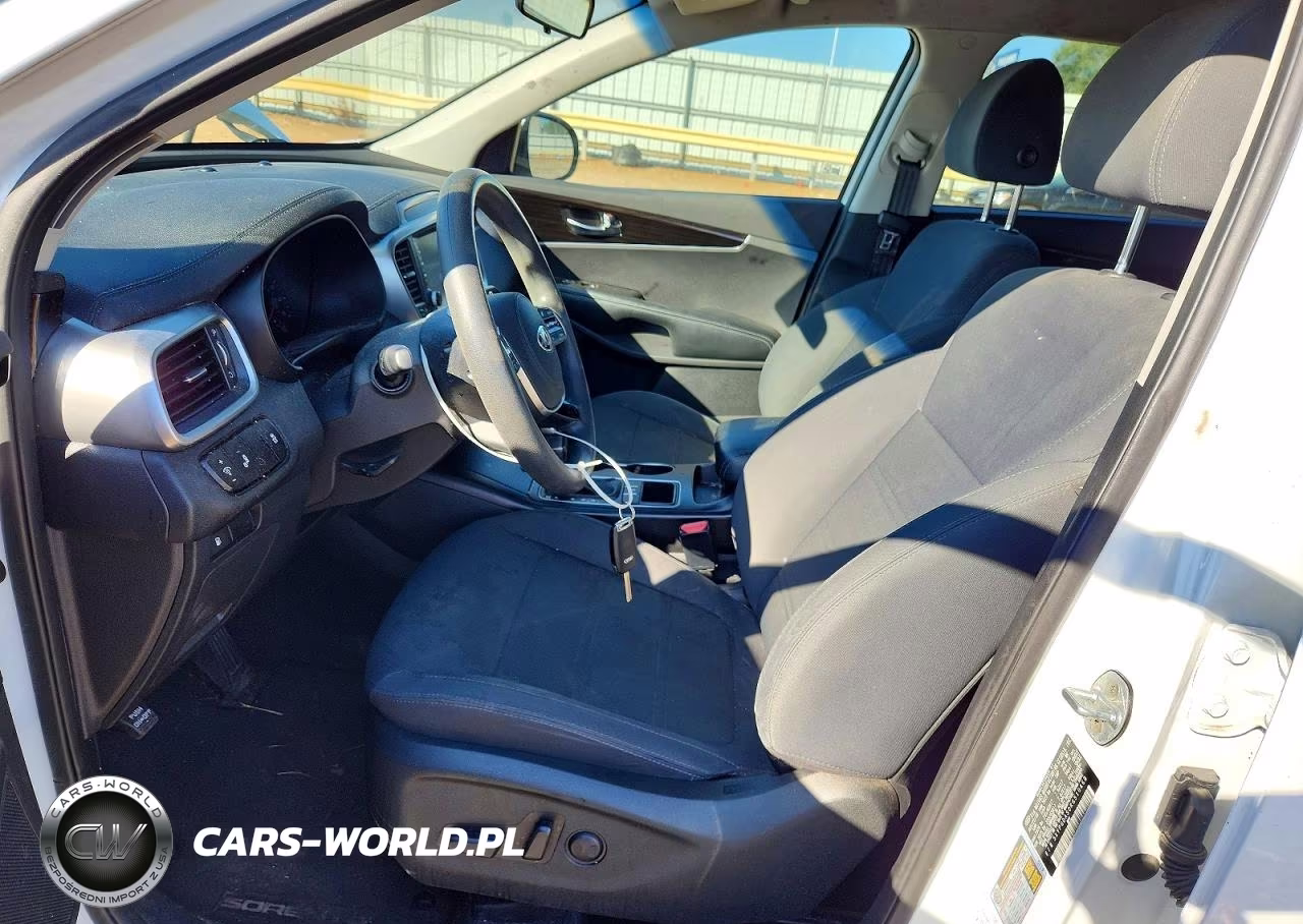 2019 Kia Sorento Lx V6 VIN:5XYPGDA50KG510468 - 7