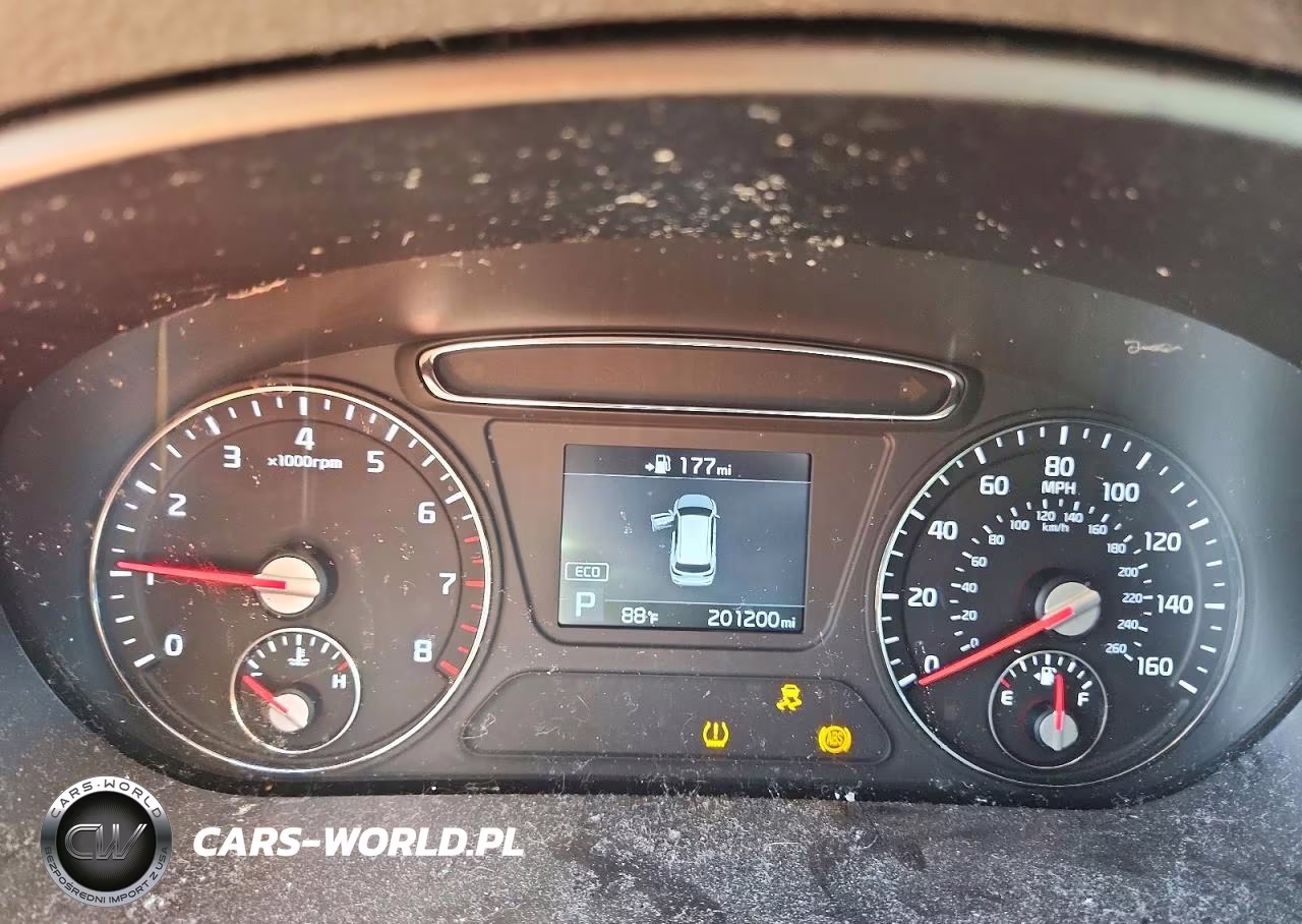 2019 Kia Sorento Lx V6 VIN:5XYPGDA50KG510468 - 9