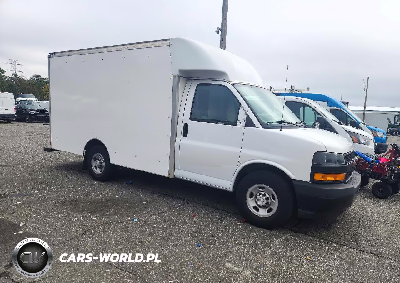 2018 Chevrolet Express Delivery Truck VIN:1GB0GRFG3J1309093 - 4