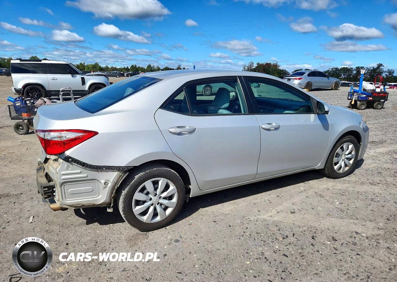 2016 Toyota Corolla Le VIN:5YFBURHE1GP372660 - 3
