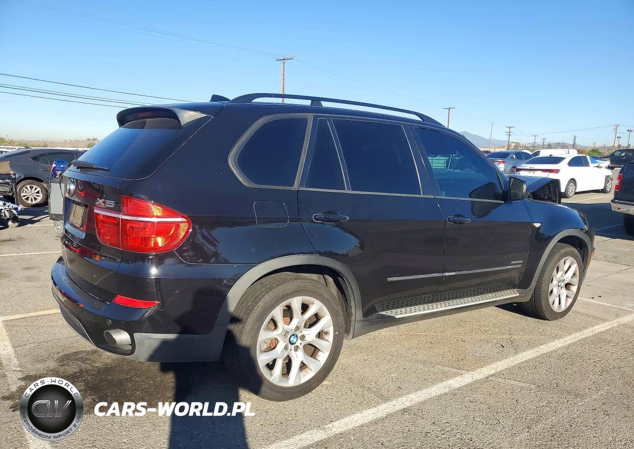 2013 BMW X5 xDrive35I VIN:5UXZV4C51D0B05094 - 3