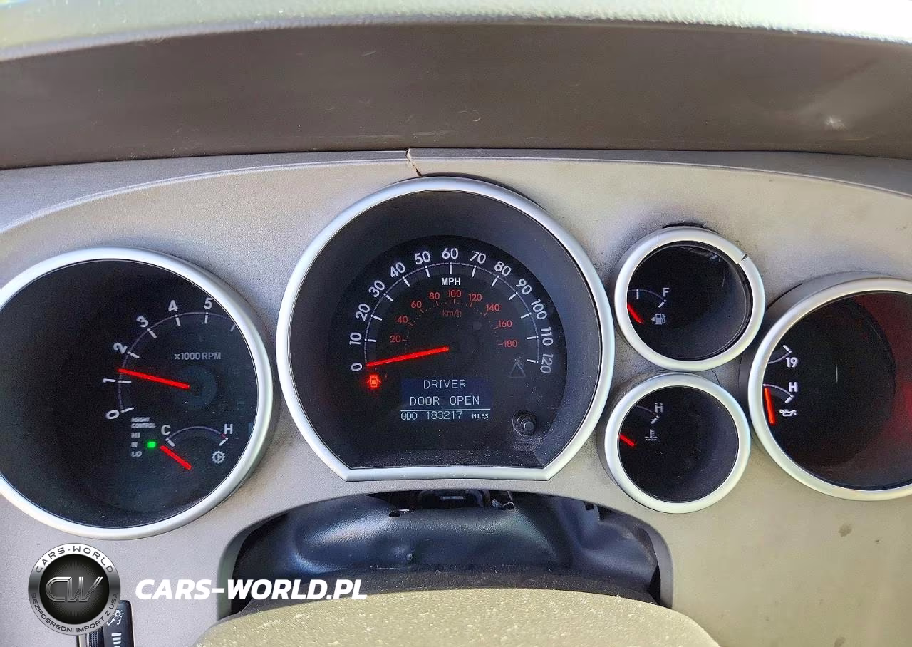 2010 Toyota Sequoia Platinum 5.7L V8 VIN:5TDDW5G18AS028476 - 9