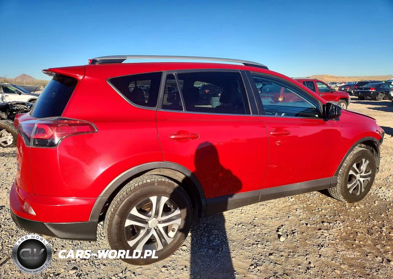 2016 Toyota Rav4 Le VIN:2T3BFREVXGW526268 - 3