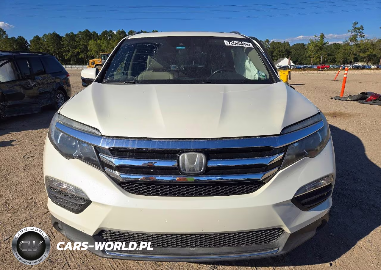 2016 Honda Pilot Touring VIN:5FNYF5H9XGB042012 - 5