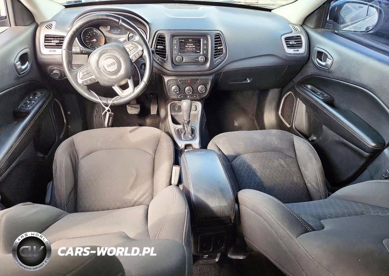 2018 Jeep Compass Sport VIN:3C4NJCAB2JT105597 - 8