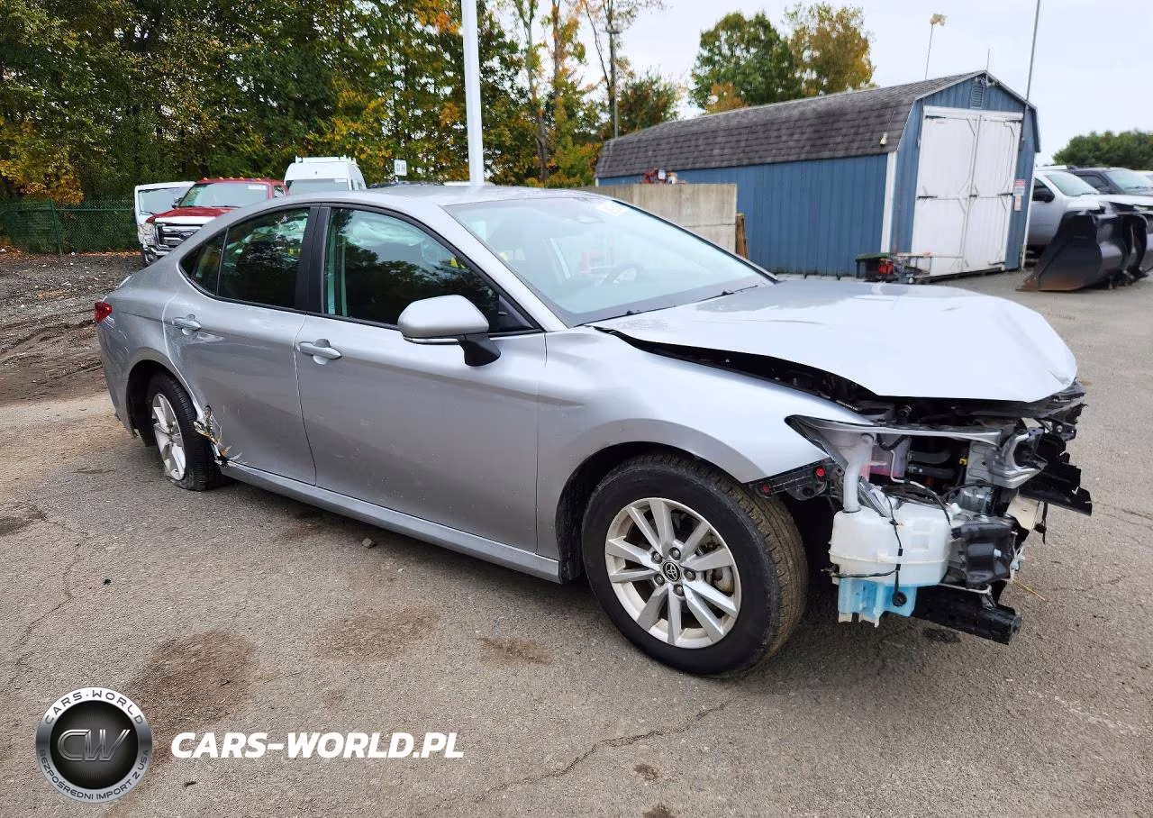2025 Toyota Camry Le VIN:4T1DAACK6SU589743 - 4
