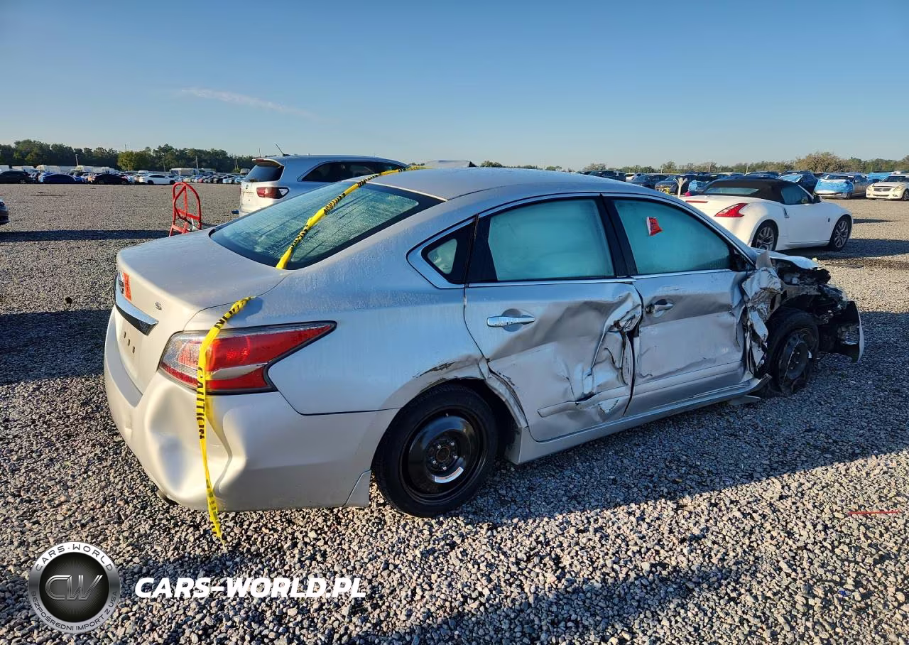 2015 Nissan Altima 2.5 VIN:1N4AL3AP9FN919280 - 3