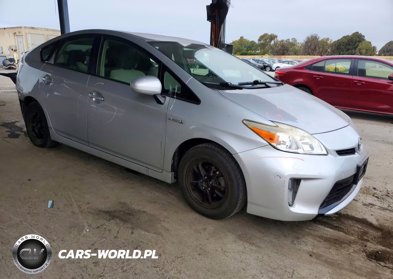 2012 Toyota Prius Two VIN:JTDKN3DUXC1544707 - 4