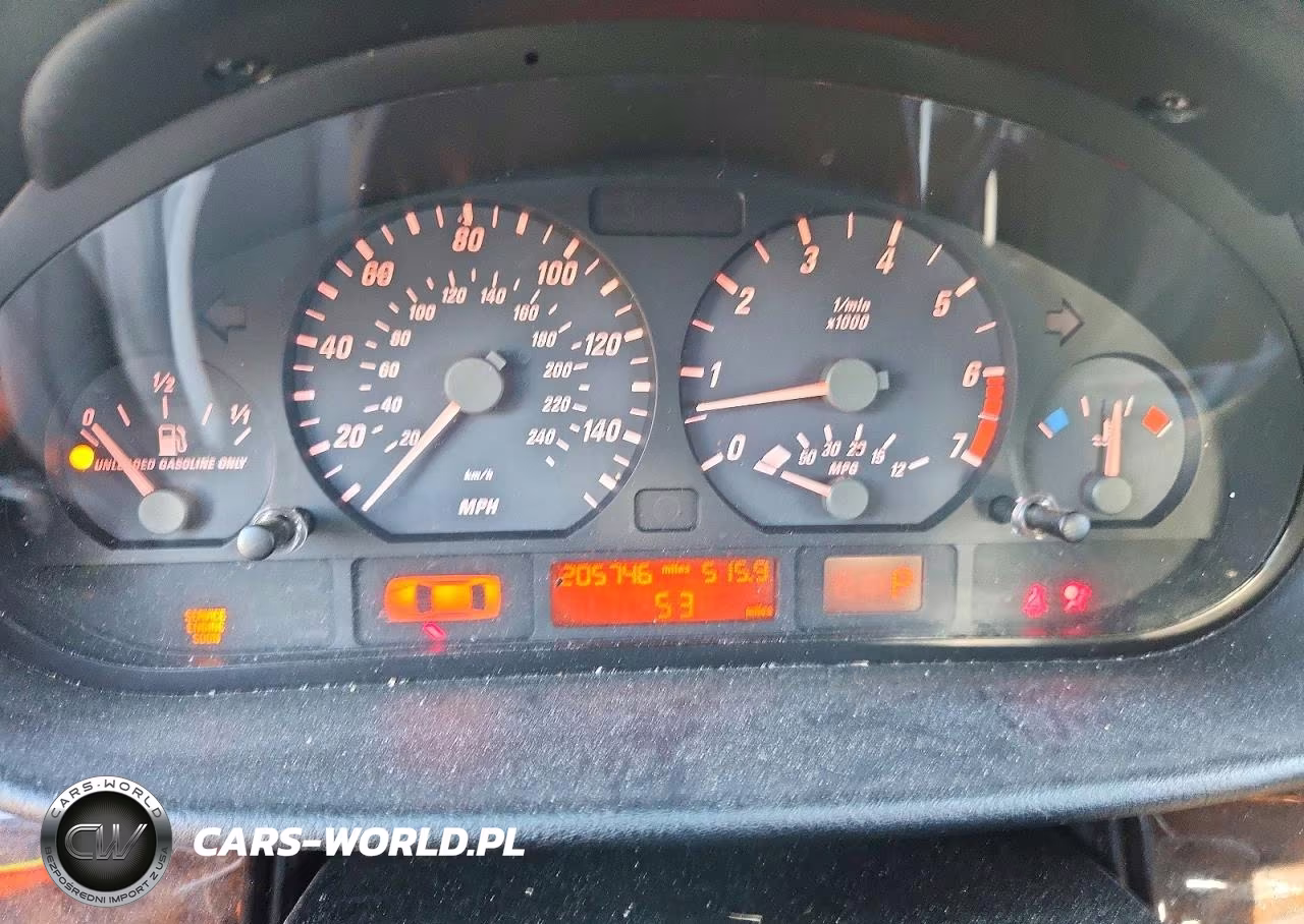 2003 BMW 325 Ci VIN:WBABS33463PG92103 - 9