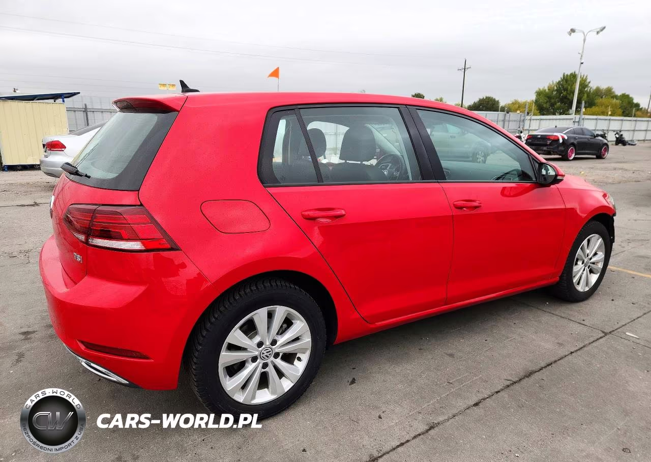 2018 Volkswagen Golf S VIN:3VWG17AUXJM282245 - 3