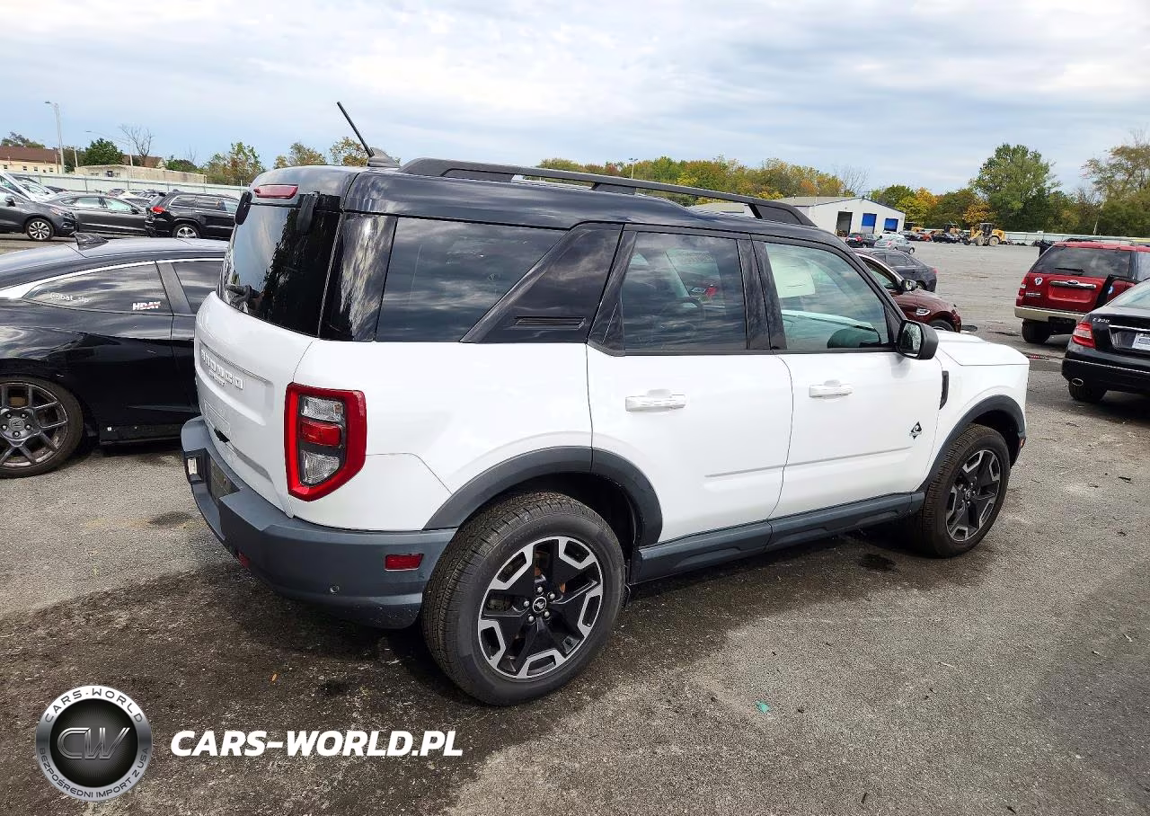 2021 Ford Bronco Sport Outer Banks VIN:3FMCR9C69MRB14507 - 3