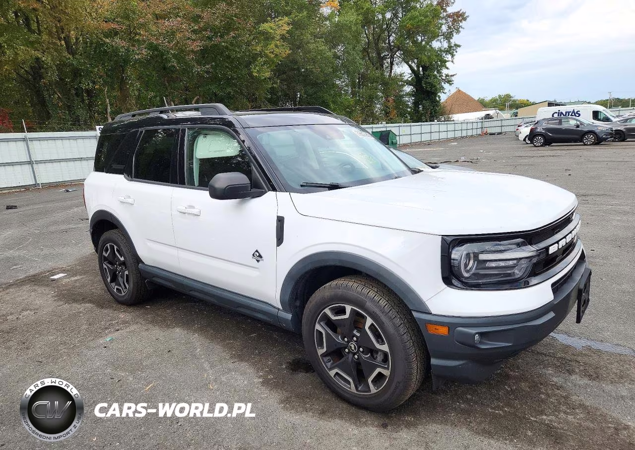 2021 Ford Bronco Sport Outer Banks VIN:3FMCR9C69MRB14507 - 4
