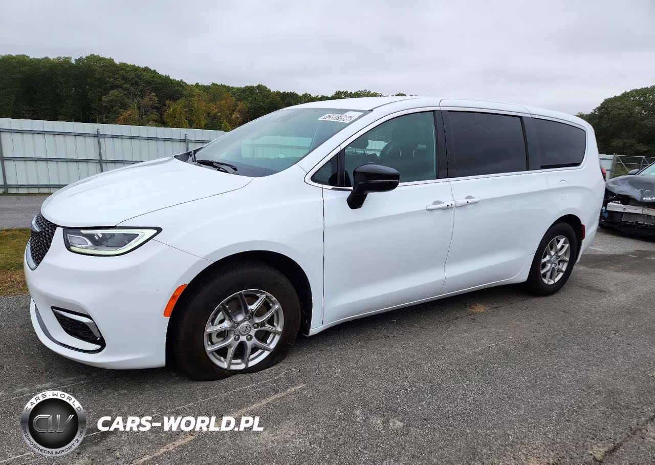 2026 Chrysler Pacifica Select VIN:2C4RC1BG0TR272749 - 1