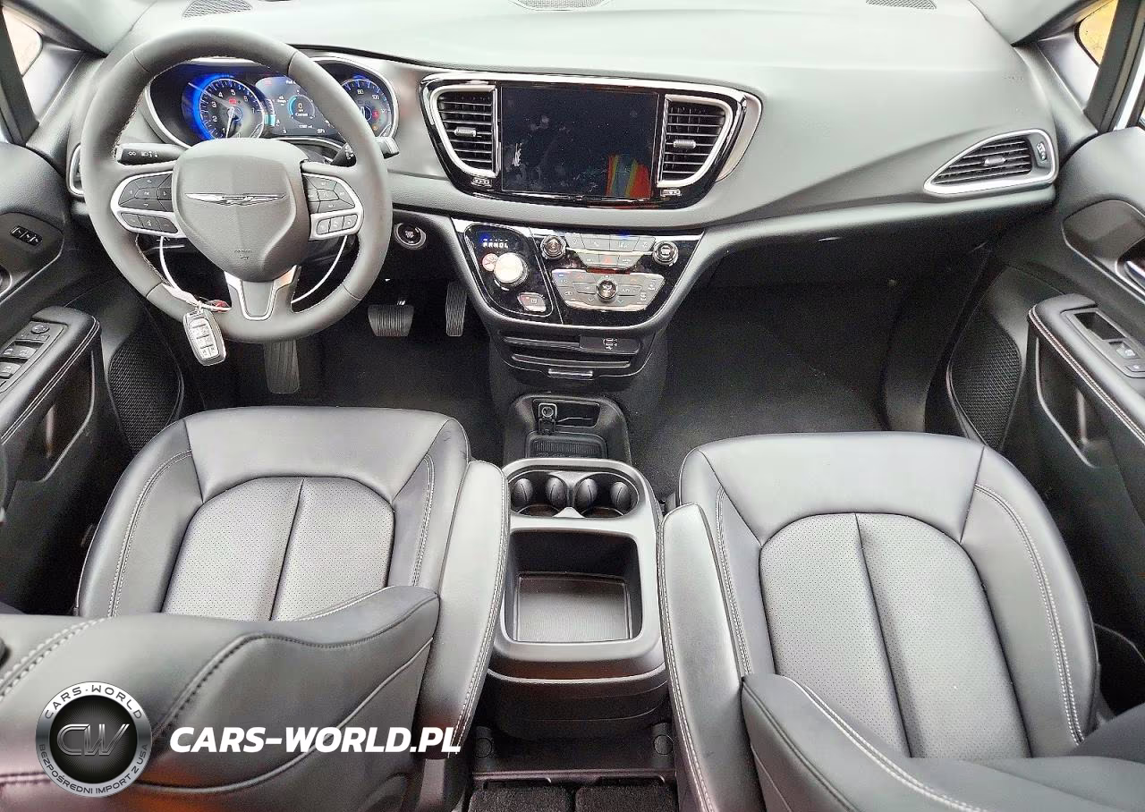2026 Chrysler Pacifica Select VIN:2C4RC1BG0TR272749 - 8