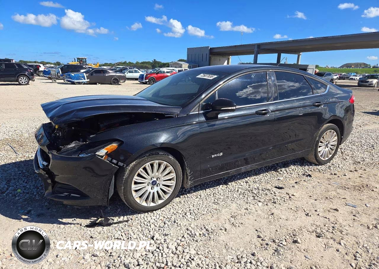 2013 Ford Fusion Se Hybrid VIN:3FA6P0LU9DR305206 - 1