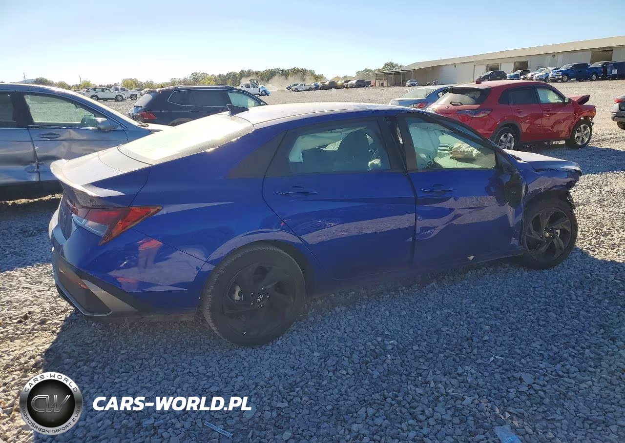 2026 Hyundai Elantra Sel Sport VIN:KMHLM4DG5TU128596 - 3
