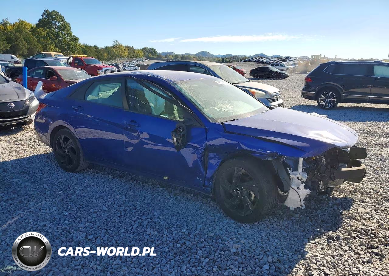 2026 Hyundai Elantra Sel Sport VIN:KMHLM4DG5TU128596 - 4