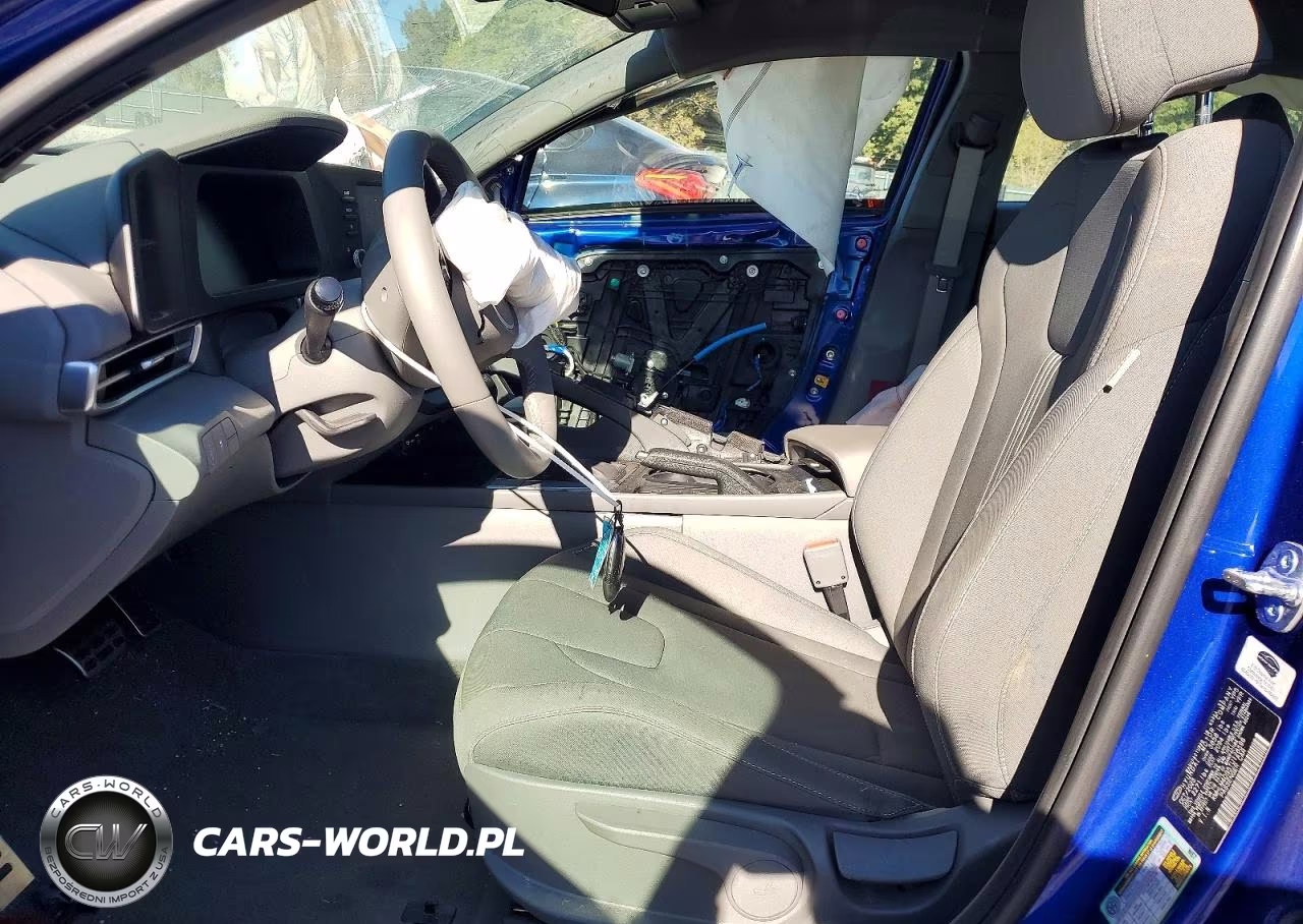 2026 Hyundai Elantra Sel Sport VIN:KMHLM4DG5TU128596 - 7