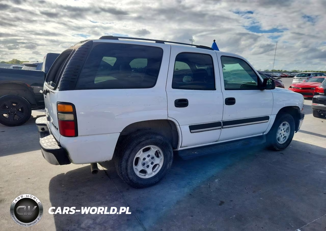 2004 Chevrolet Tahoe C1500 VIN:1GNEC13V64R259966 - 3