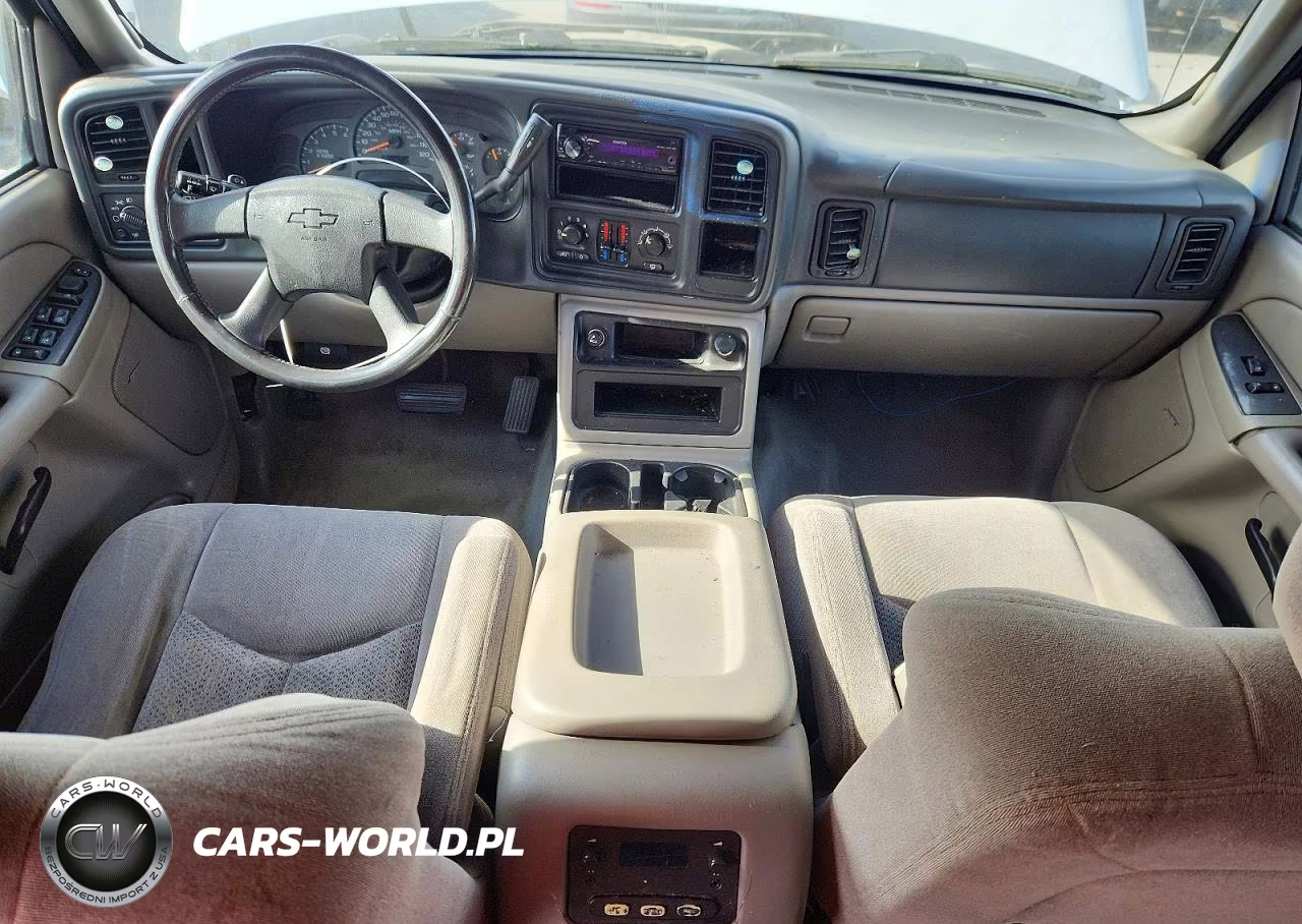 2004 Chevrolet Tahoe C1500 VIN:1GNEC13V64R259966 - 8