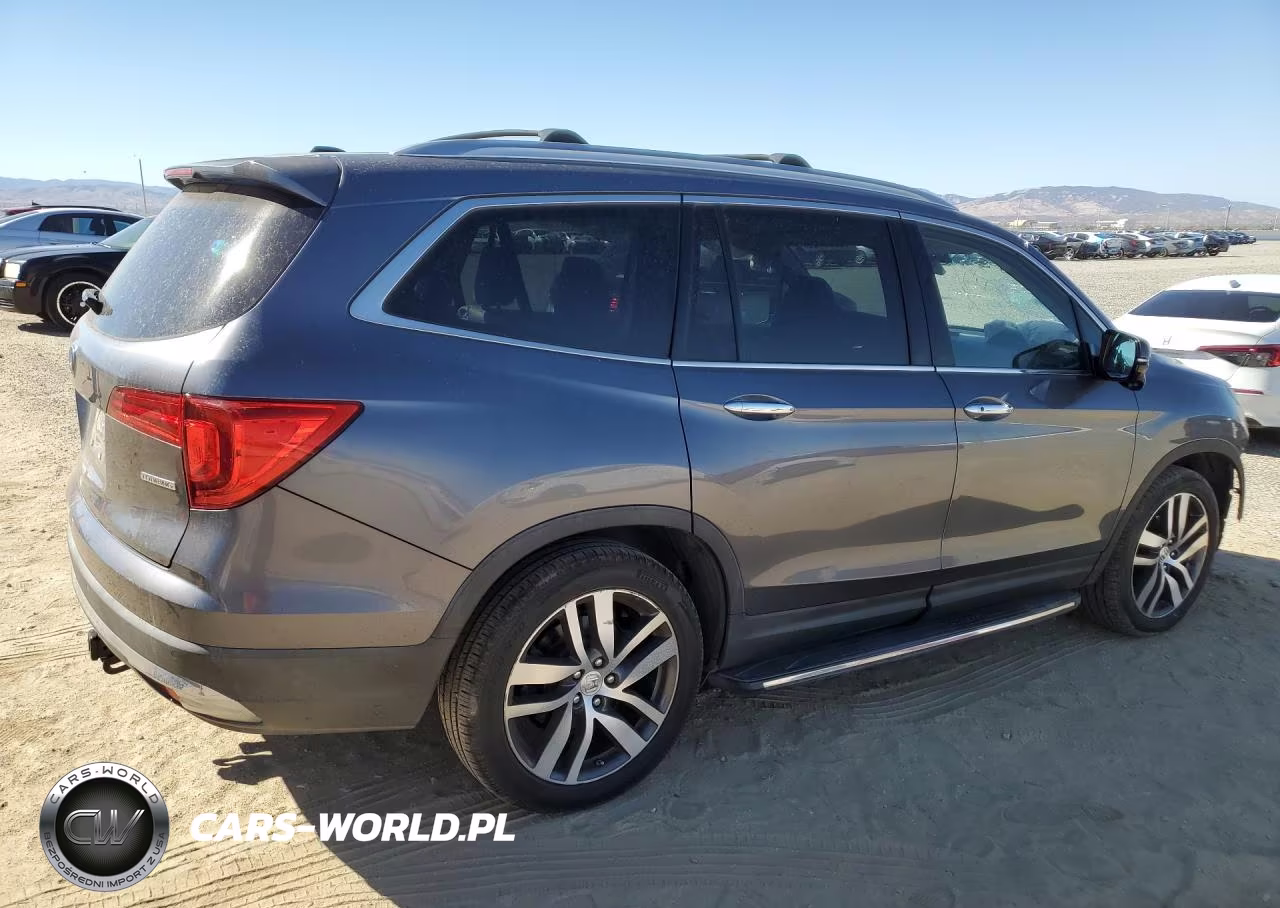 2016 Honda Pilot Touring VIN:5FNYF5H92GB009540 - 3