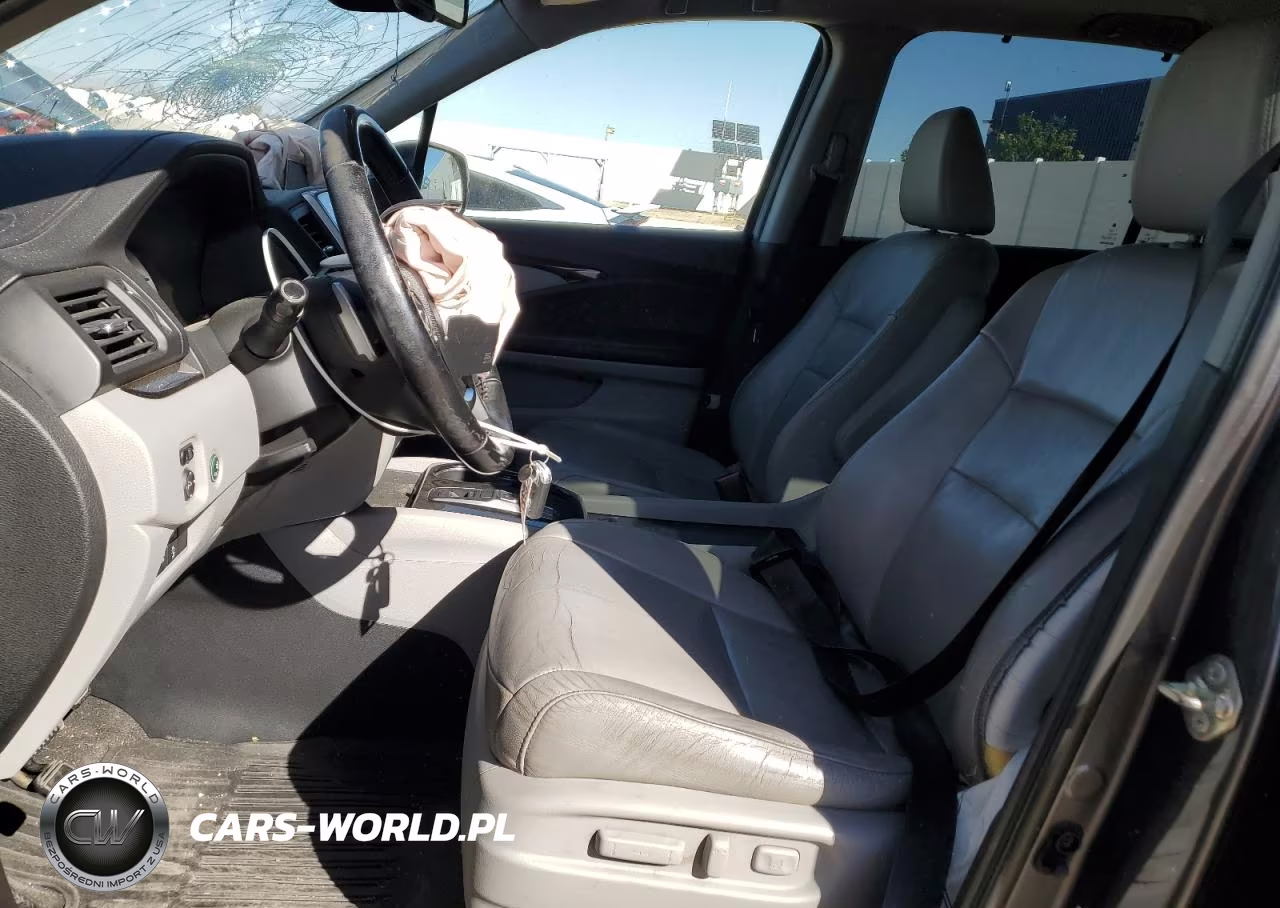 2016 Honda Pilot Touring VIN:5FNYF5H92GB009540 - 7