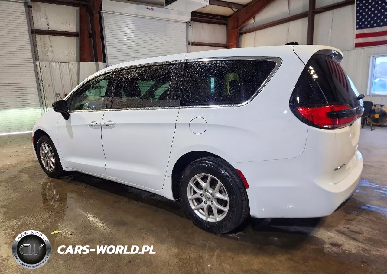 2025 Chrysler Pacifica Select VIN:2C4RC1BG6SR551752 - 2