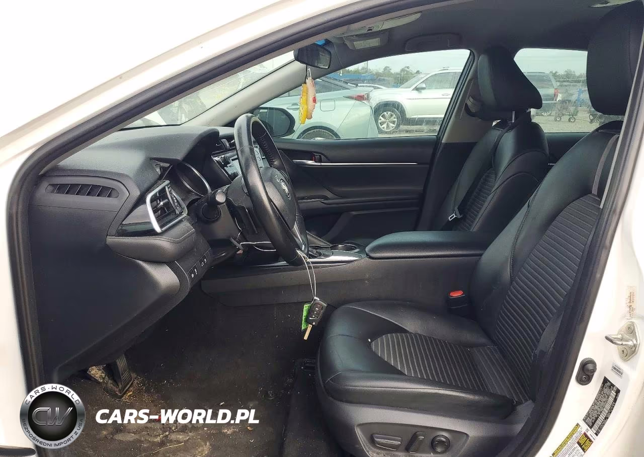 2018 Toyota Camry Se VIN:4T1B11HK3JU065173 - 7