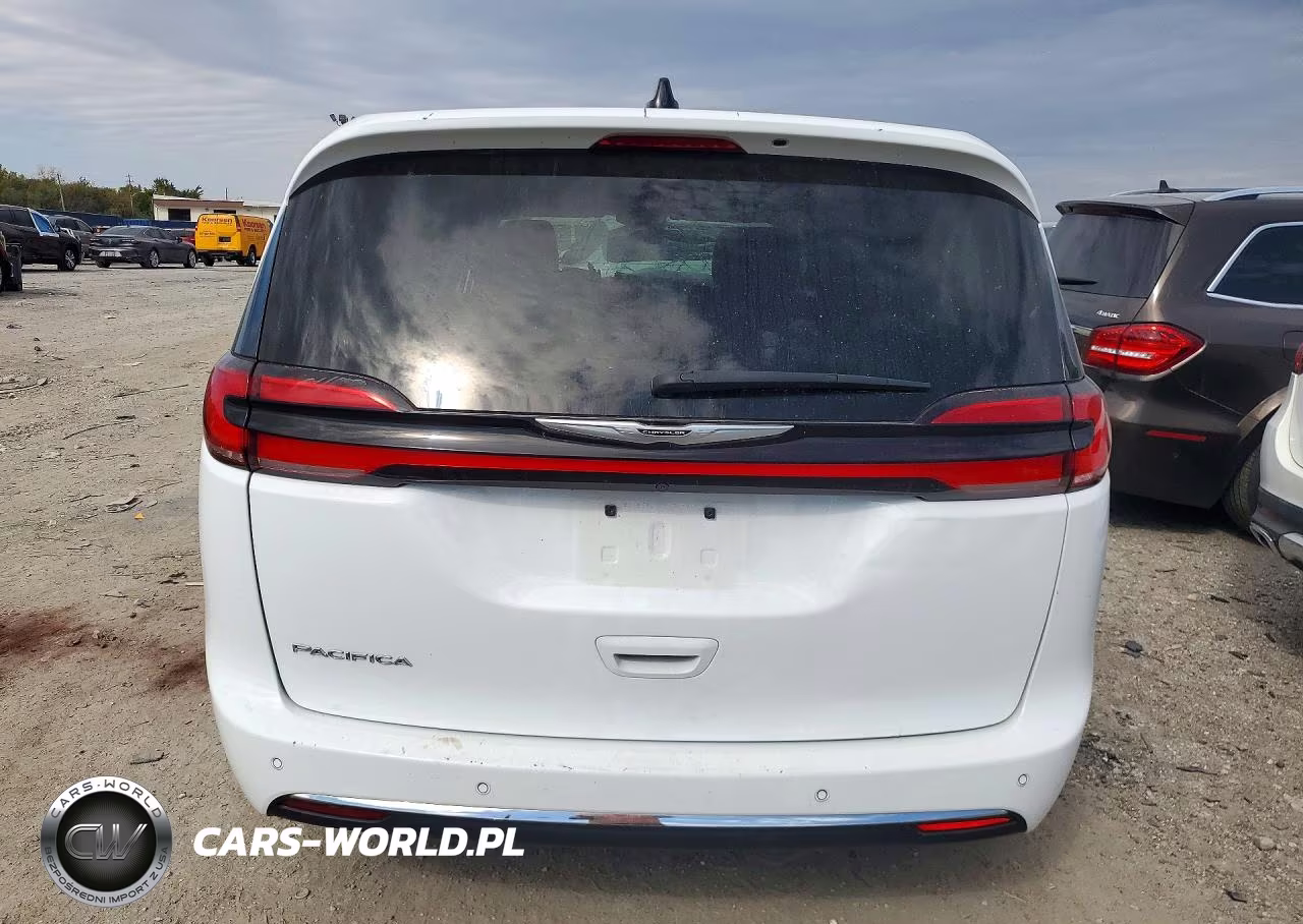 2024 Chrysler Pacifica Touring L VIN:2C4RC1BG6RR167383 - 6