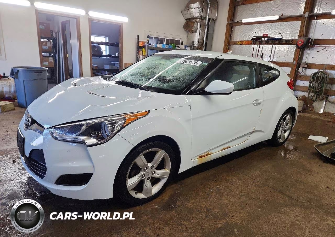 2013 Hyundai Veloster Base