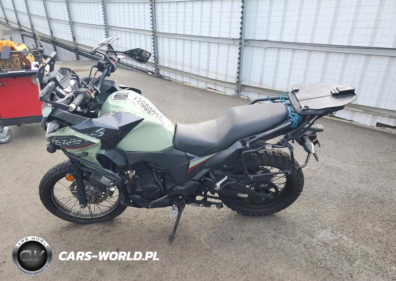 2023 Kawasaki Kle300 C VIN:JKALE8C19PDA15677 - 3