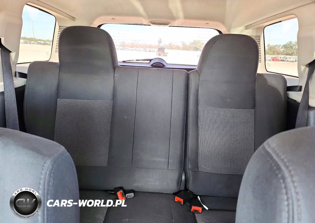 2013 Jeep Patriot Latitude VIN:1C4NJRFB8DD210571 - 10