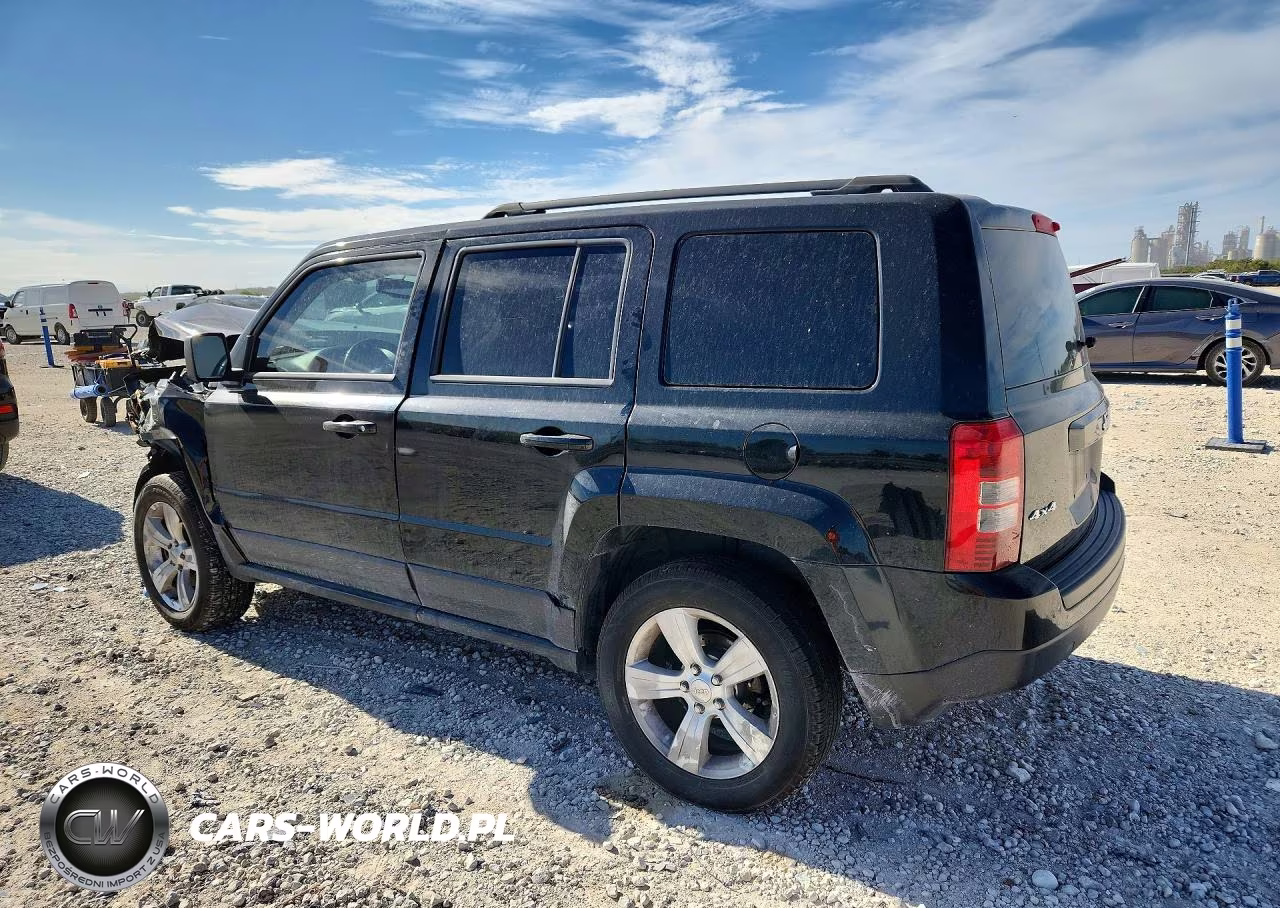 2013 Jeep Patriot Latitude VIN:1C4NJRFB8DD210571 - 2