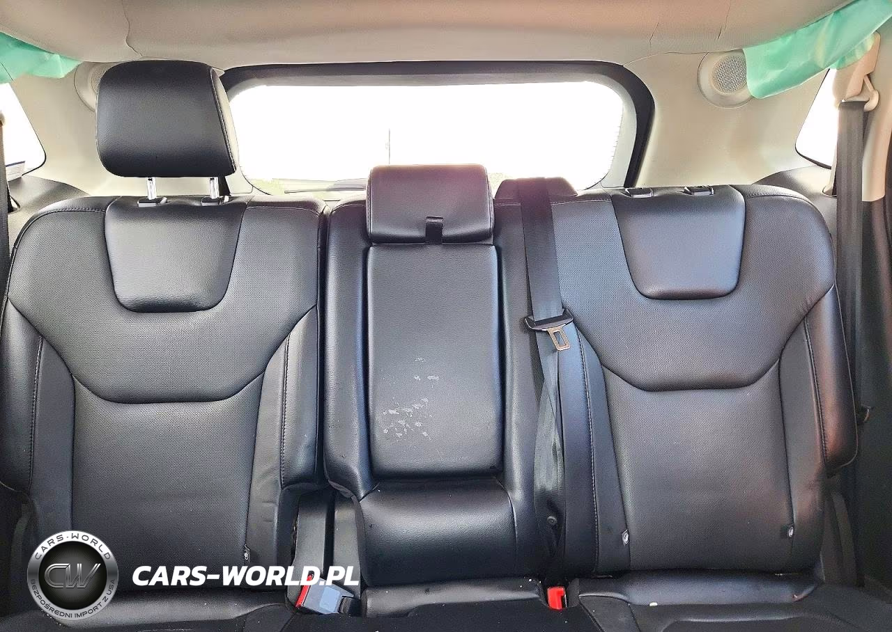 2018 Ford Edge Titanium VIN:2FMPK3K83JBC51300 - 10
