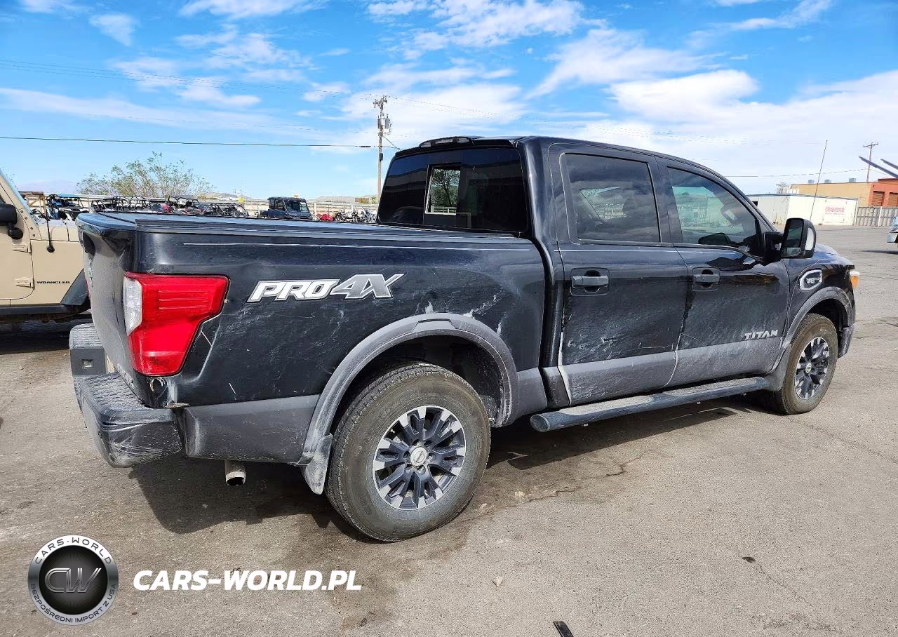 2017 Nissan Titan Pro-4X VIN:1N6AA1E50HN556154 - 3