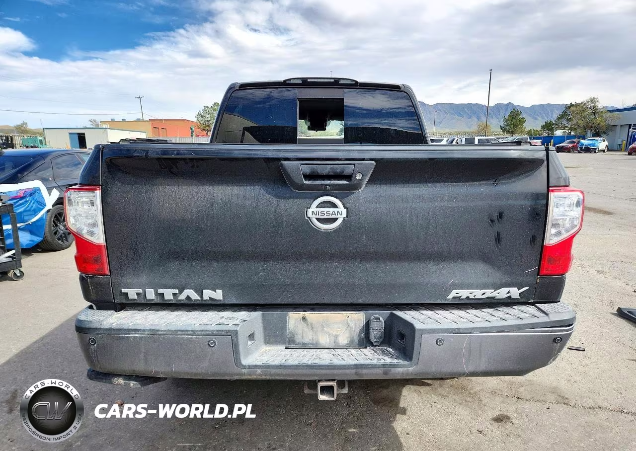 2017 Nissan Titan Pro-4X VIN:1N6AA1E50HN556154 - 6