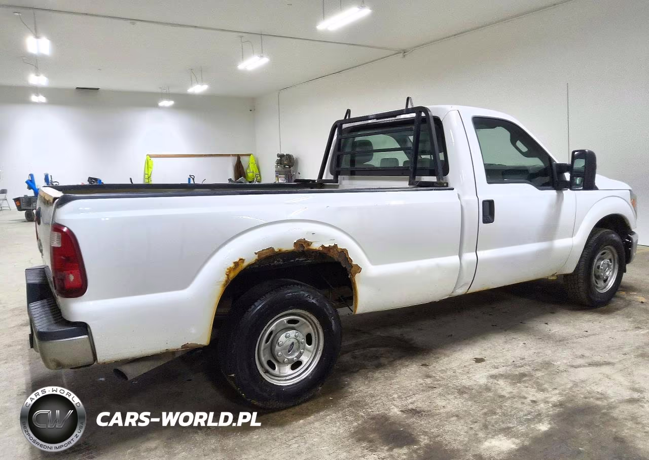 2011 Ford F250 Super Duty VIN:1FTBF2A61BEC28777 - 3
