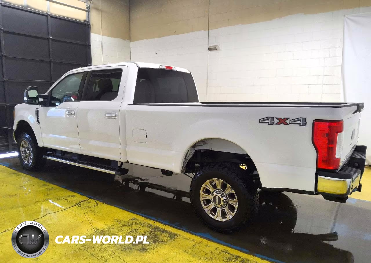 2017 Ford F250 Super Duty VIN:1FT7W2B62HEE52900 - 2