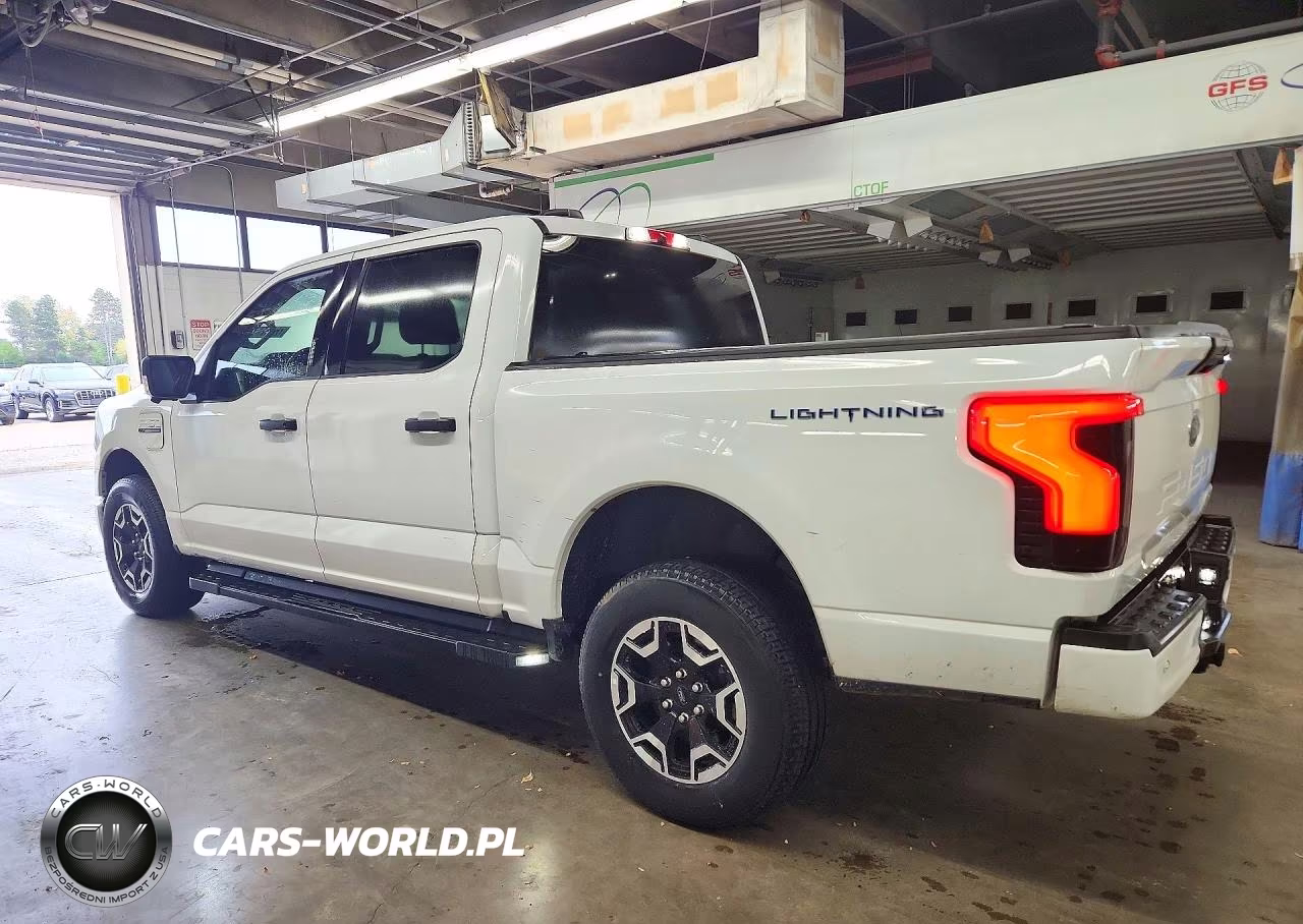 2022 Ford F150 Lightning Pro VIN:1FTVW1EL9NWG12795 - 2