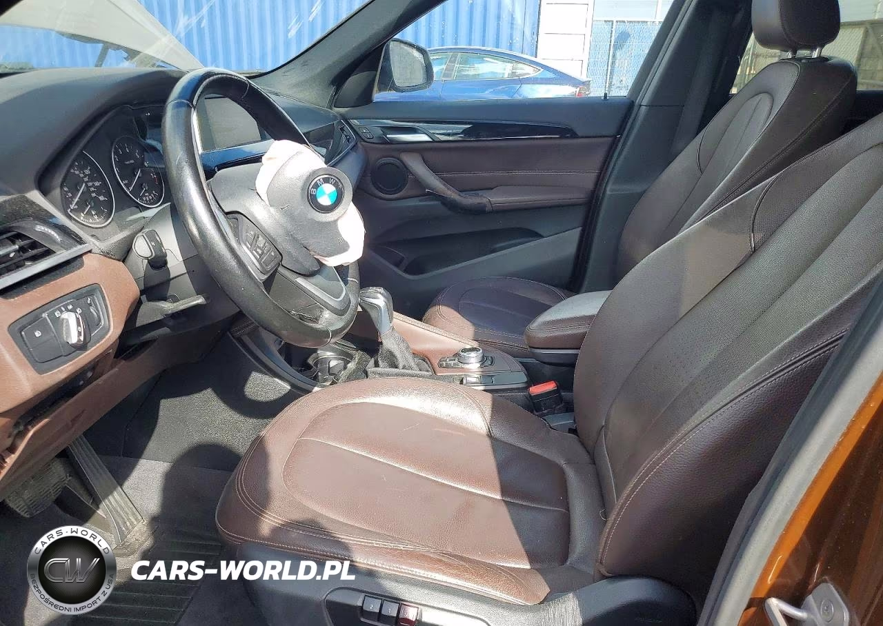 2017 BMW X1 xDrive28I VIN:WBXHT3C33H5F82651 - 7