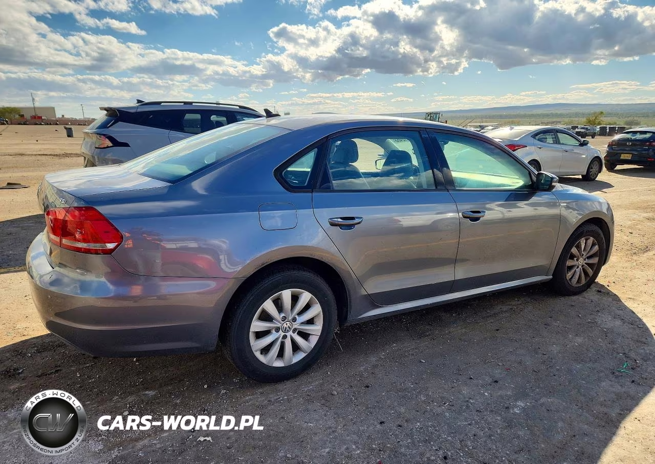 2015 Volkswagen Passat S VIN:1VWAT7A32FC087918 - 3