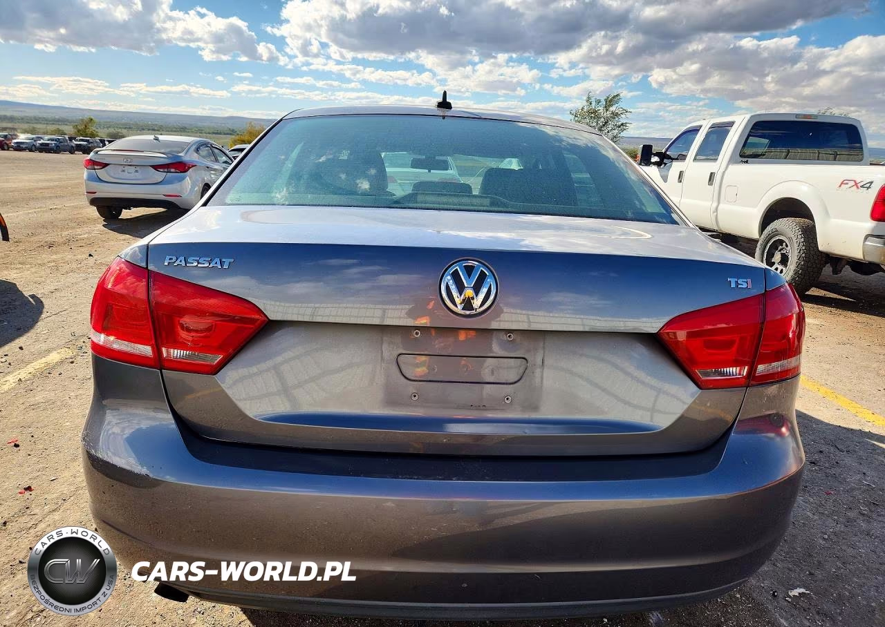 2015 Volkswagen Passat S VIN:1VWAT7A32FC087918 - 6