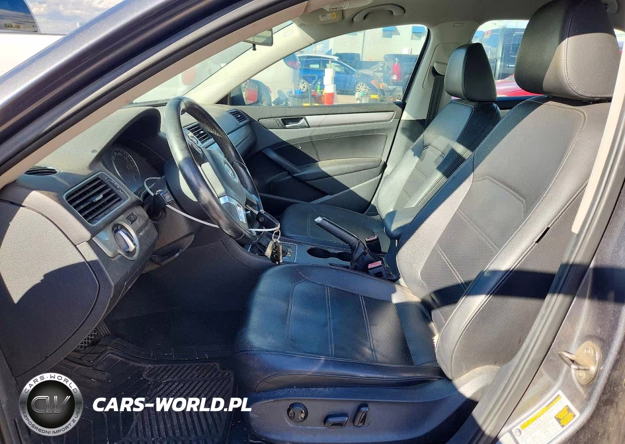 2015 Volkswagen Passat S VIN:1VWAT7A32FC087918 - 7