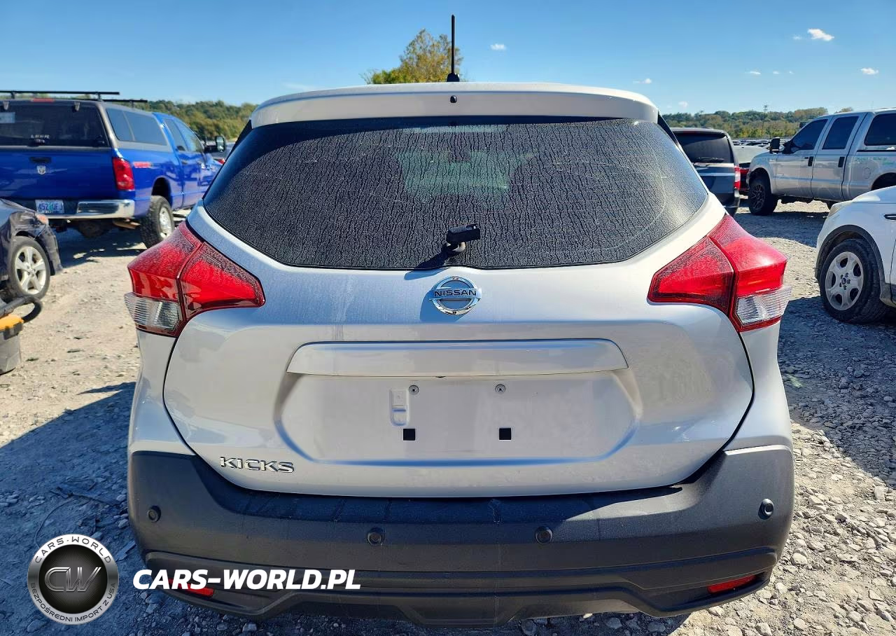 2020 Nissan Kicks S VIN:3N1CP5BV8LL556517 - 6