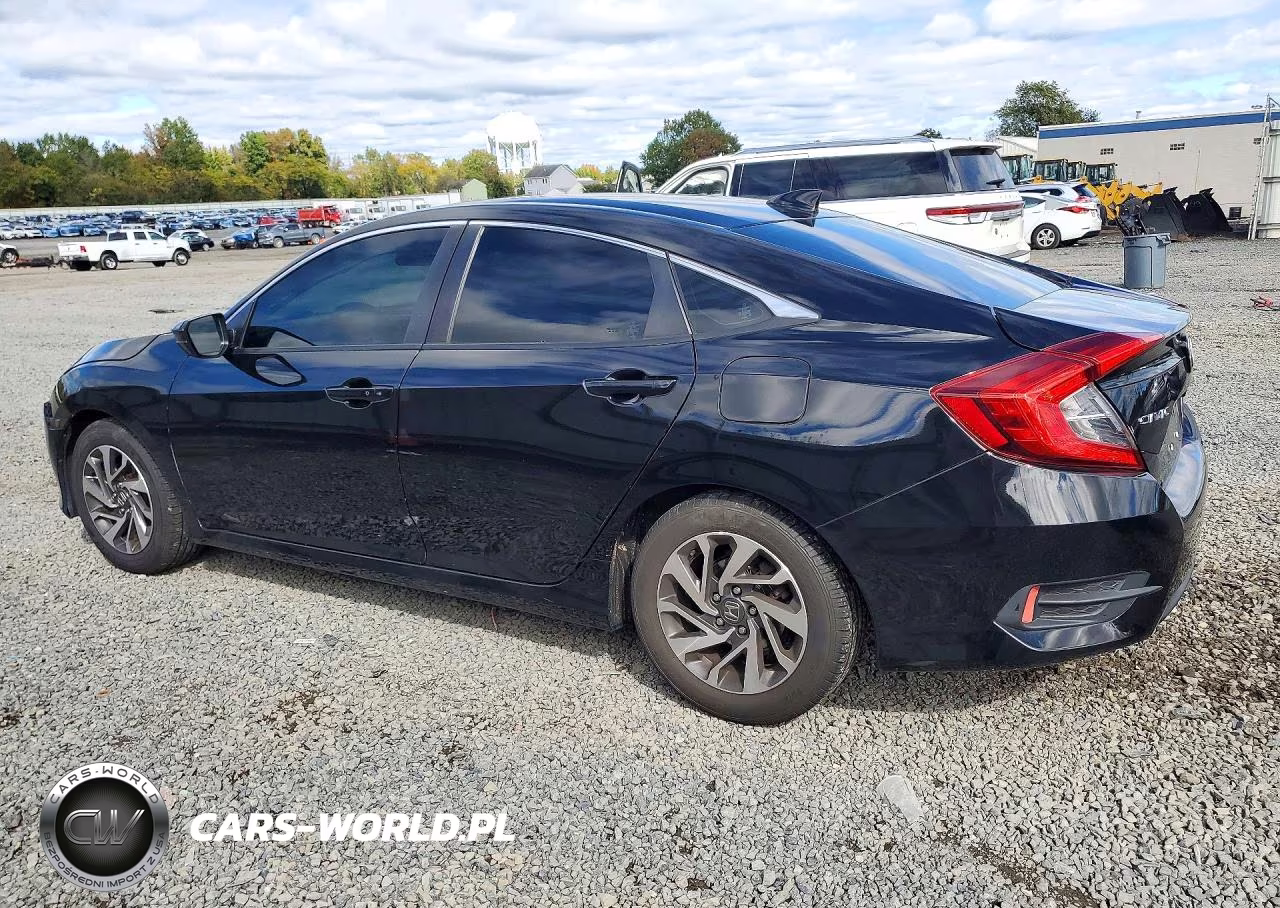 2018 Honda Civic Ex VIN:2HGFC2F73JH591067 - 2