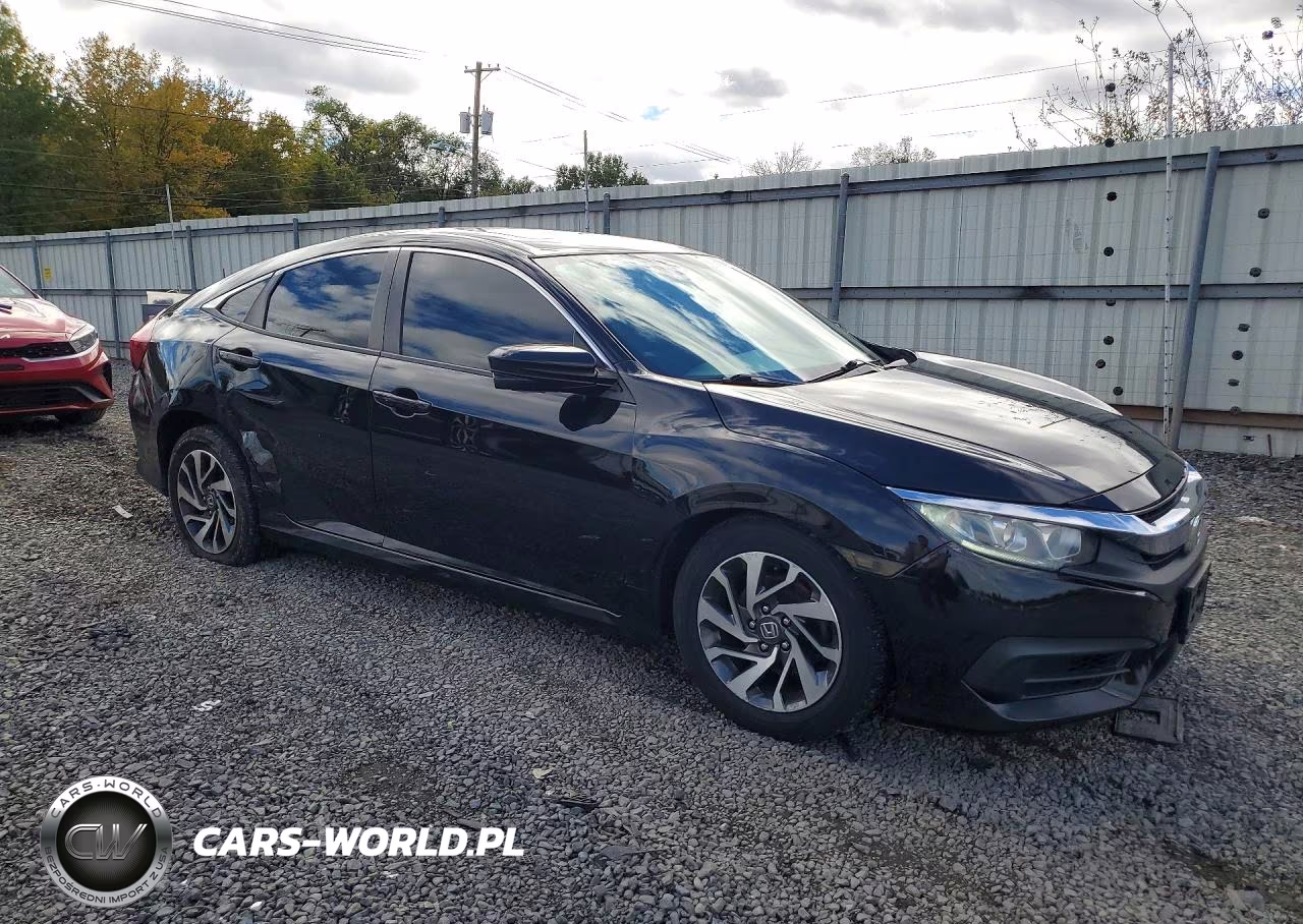 2018 Honda Civic Ex VIN:2HGFC2F73JH591067 - 4