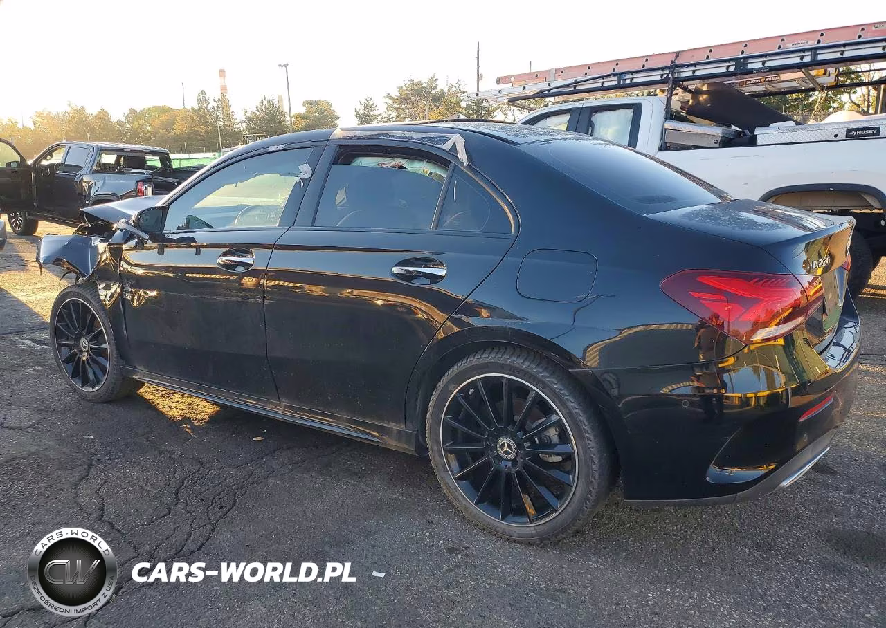 2020 Mercedes-Benz A 220 4Matic VIN:W1K3G4FB4LJ199468 - 2