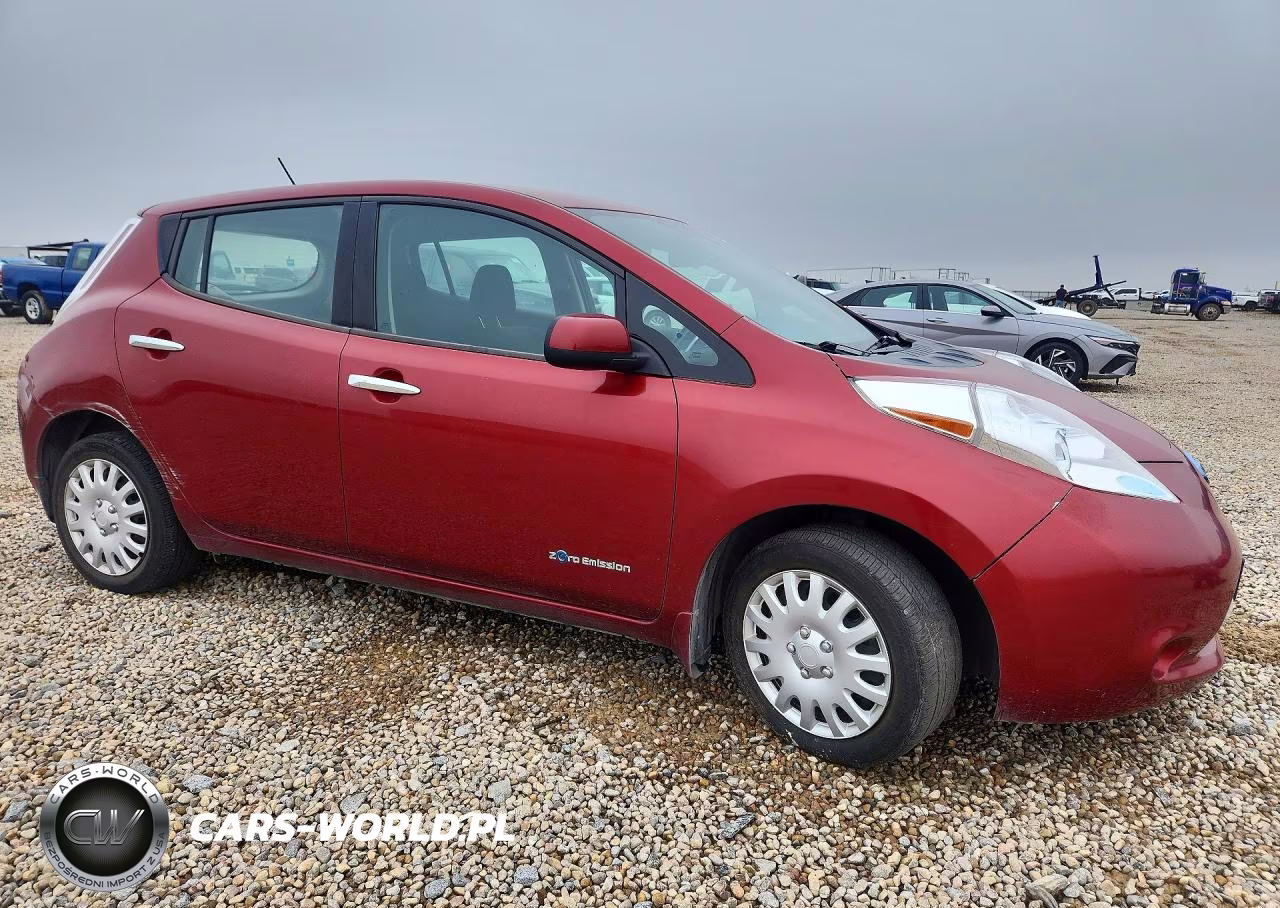 2015 Nissan Leaf S VIN:1N4AZ0CP0FC332388 - 4