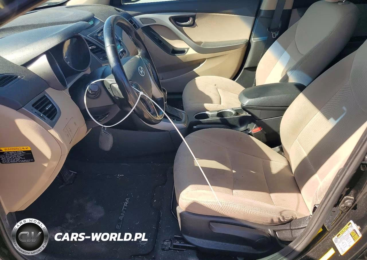 2016 Hyundai Elantra Value Edition VIN:5NPDH4AE5GH734156 - 7
