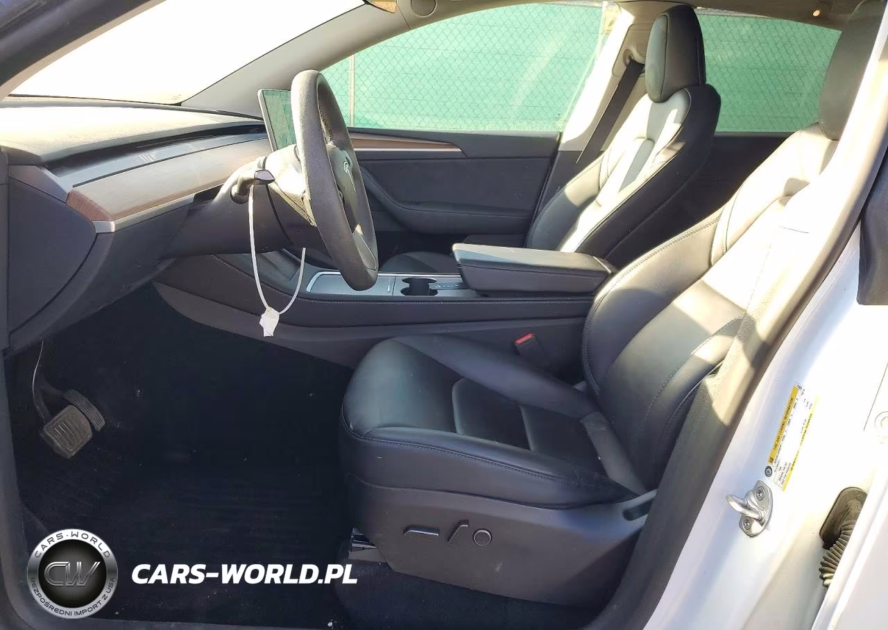 2023 Tesl Model Y VIN:7SAYGAEE8PF714224 - 7